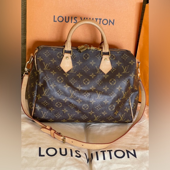 Authentic Louis Vuitton Speedy Bandoulière 30 Monogram - Picture 2 of 16